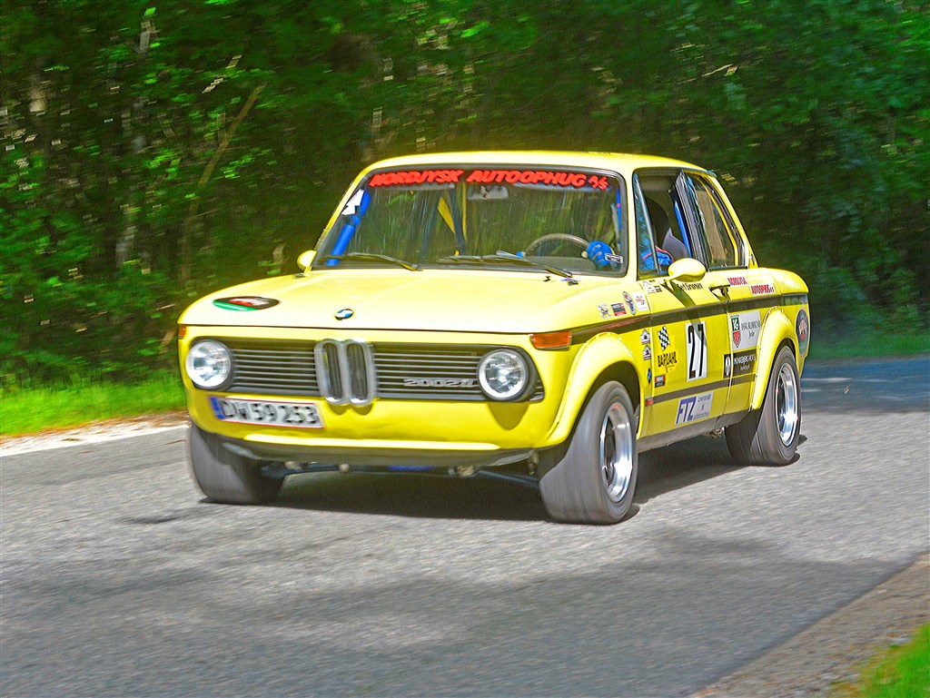 Til trods for færre hestekræfter end konkurrenterne fil Gert Simonsen en slutplacering i TOP TRE med sin BMW 2002 fra 1972.
(Foto: Åge Keseler Kirketerp)